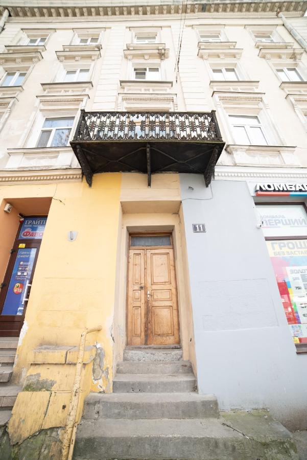 Asao-Apartments Walking Center Zone Лвив Екстериор снимка