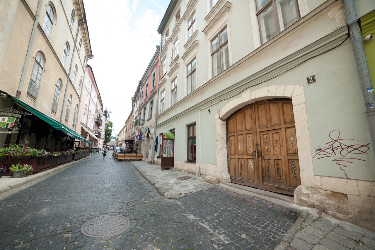 Asao-Apartments Walking Center Zone Лвив Екстериор снимка