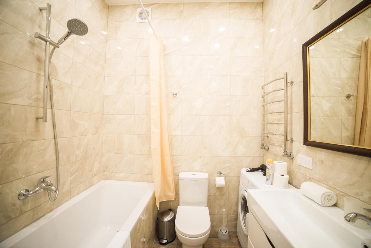 Asao-Apartments Walking Center Zone Лвив Екстериор снимка